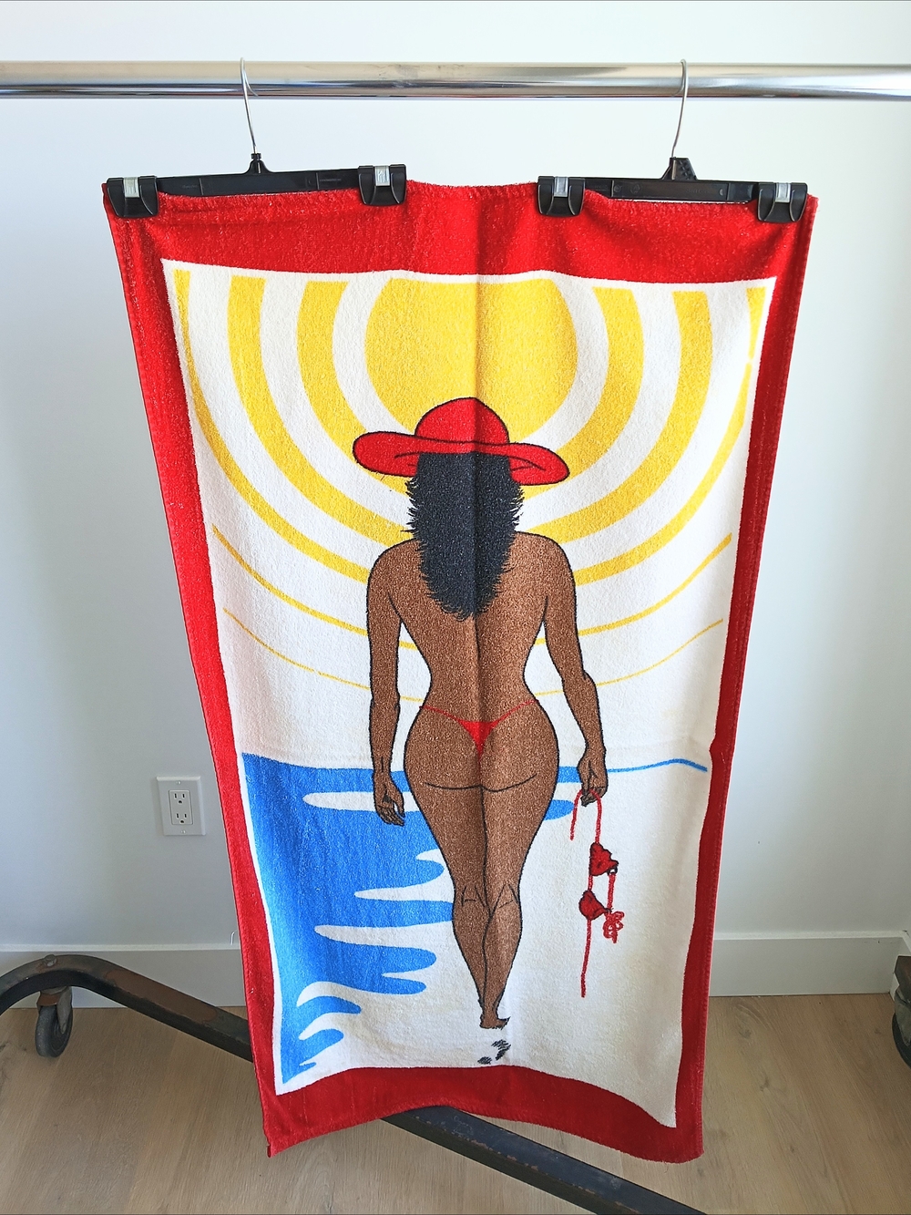 VTG 90s Linencorp Beach Towel Pop Art Bikini Sun Hat Lady Colombia Retro 26x50